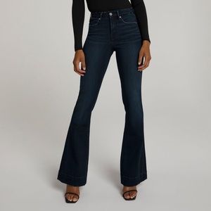 GOOD AMERICAN GOOD FLARE JEANS